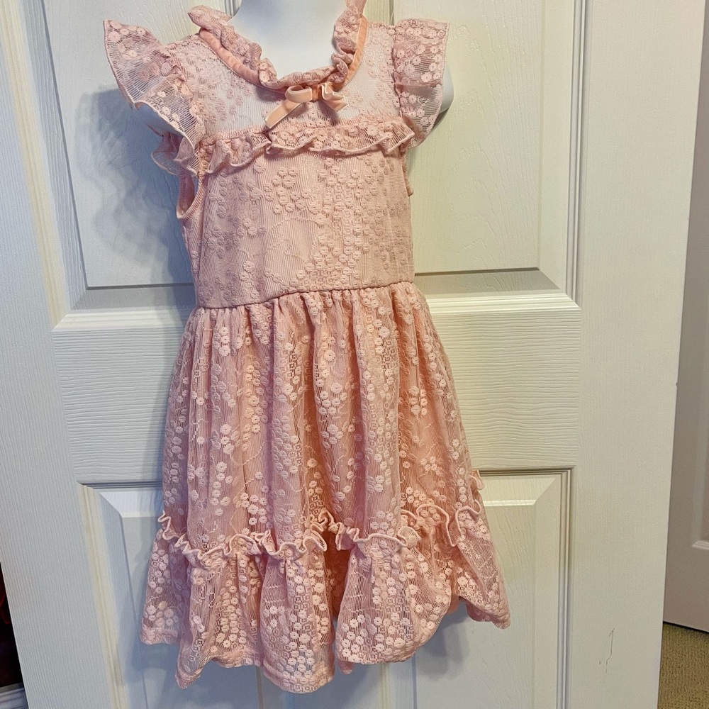 🔥 3/$30- Blush pink girl dress - size 5 - cute